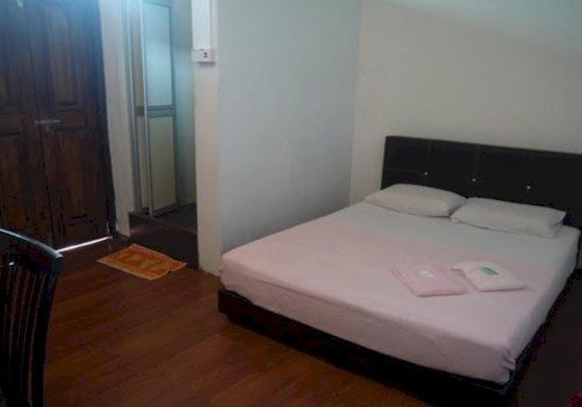 New Heritage Hotel 2*